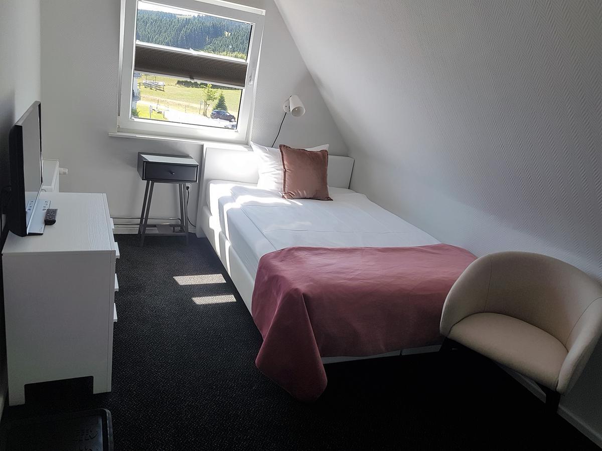 Hotel Herrloh Winterberg Esterno foto